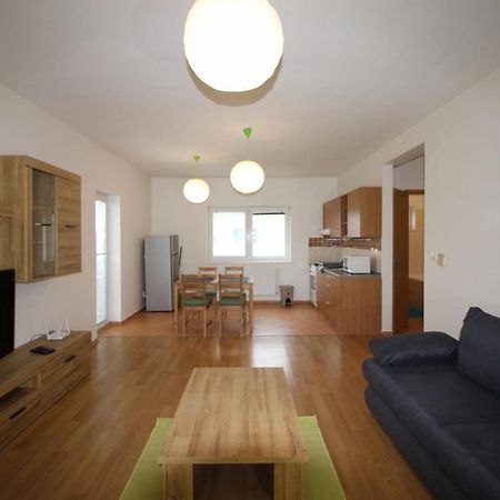 Apartman 502 Ruzindol Bagian luar foto